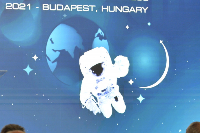 Jönnek a békés célú orosz–magyar űrmissziós projektek, köztük egy olyan, amit Trabantnak hívnak