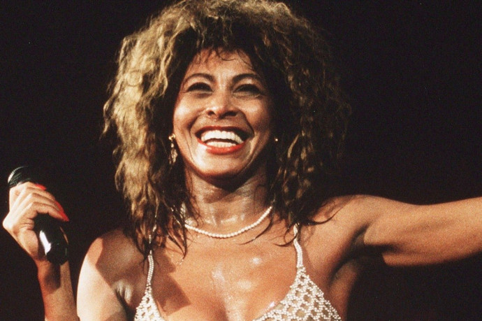 Egy pokoli élet után Tina Turner nekiállt elbúcsúzni