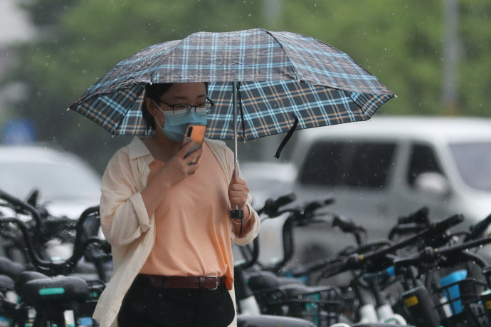 Jön a hidegfront, zivatarok kísérik útját