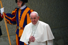 Ferenc pápa szerzetesnőt nevezett ki az egyik legfontosabb vatikáni intézmény egyik vezetőjének