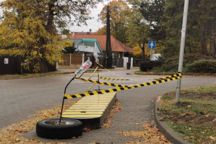 A Velence Korzó üzemeltetője szerint nem lehet minden ingyenes, de magánterületet zártak el