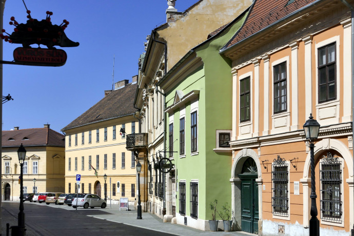 Megszavazták a bérlakástörvény módosítását