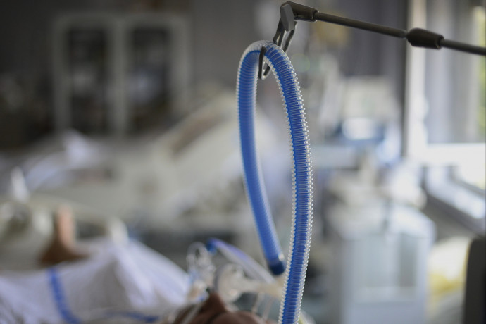 Egy év alatt a 61-szeresére, 16,9 milliárd forintra nőtt a lélegeztetőgépeket beszerező egyik cég árbevétele