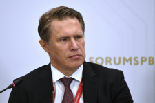 Az orosz miniszter előbb tud a Szputnyik V magyarországi hatékonysági adatairól, mint a hazai nyilvánosság