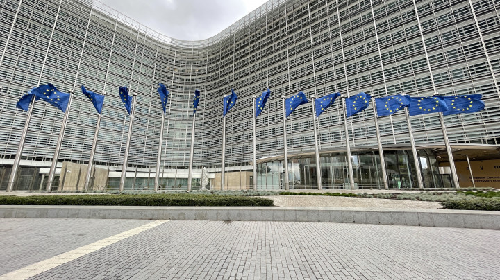 Az Európai Bizottság brüsszeli épülete – Fotó: Dursun Aydemir / Anadolu Agency via AFP