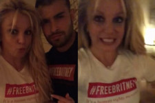 Britney Spears és a vőlegénye „Free Britney” pólóval is jelezték, nem akarják, hogy gyámságban maradjon a popsztár