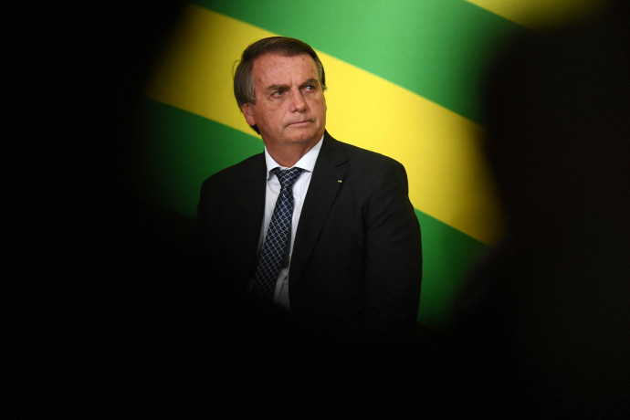 Bolsonaro odalép a gázra a tudomány elleni háborújában