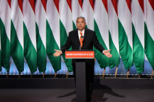 Orbán Viktor: Mi magyarok vagyunk, és nem hülyék