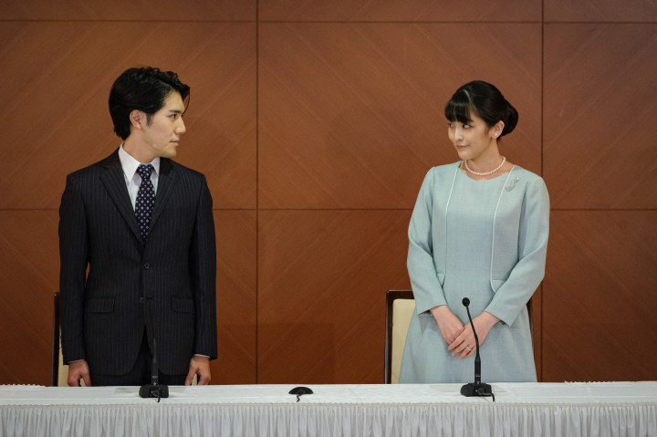 Mako és Kei Komuro 2021. október 26-án bejelentették, hogy összeházasodtak – Fotó: Nicolas Datiche / Pool / AFP