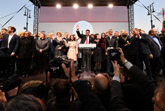 Závecz: Továbbra is négy százalékponttal vezet az ellenzéki közös lista a Fidesz előtt