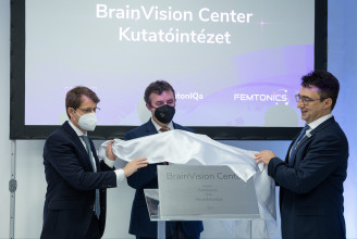 A látás visszaállításában nemrég áttörést elérő Roska Botond vezetésével jön létre új kutatóközpont Budapesten
