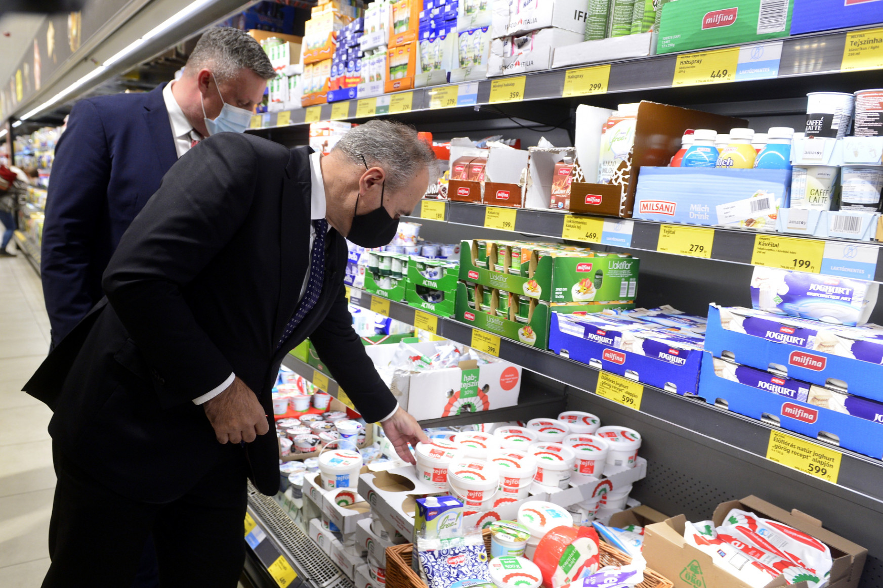 Az Aldi csak magyar beszállítóktól szerzi majd be az alapvető tejtermékeket és a tojást