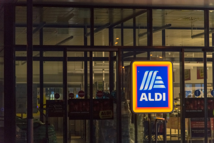 Az Aldi csak magyar beszállítóktól szerzi majd be az alapvető tejtermékeket és a tojást