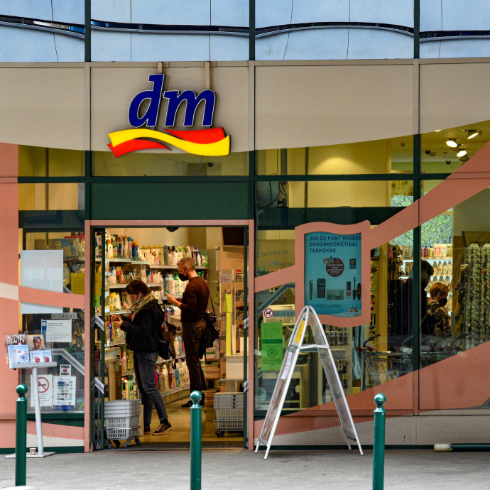 Fontos termékkörben drágább a dm itthon, mint Ausztriában és Németországban