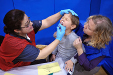 Orrspray-ben, gyerekeknek is adható az influenza elleni oltás