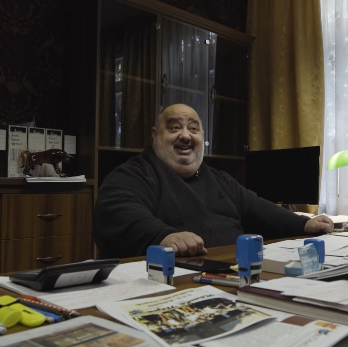 A felültámogatott hevesi járás Fidesz-szimpatizáns polgármestere, akit „mindenki szeret”