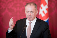 Három volt szlovák köztársasági elnök együtt kéri az emberektől, hogy oltassák be magukat