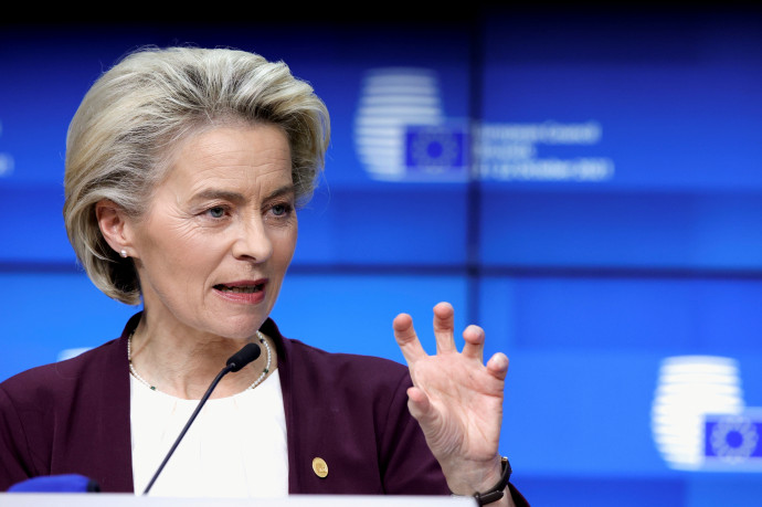 Ideje lenne megfontolni a kötelező oltást az Európai Unióban Von der Leyen szerint