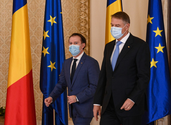Florin Cîțu és Klaus Iohannis 2020 decemberében – Fotó: Daniel Mihailescu / AFP