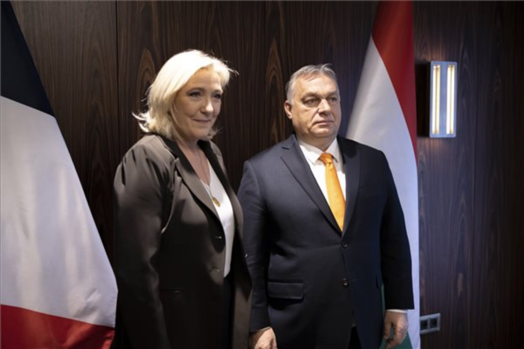 Orbánéknak nem jött össze az új EP-frakció Varsóban