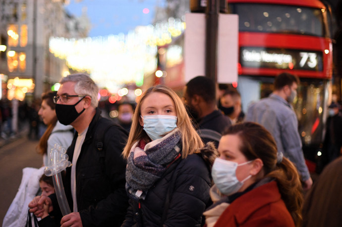 Indulás előtt is tesztelni kell, ha be akar lépni Angliába