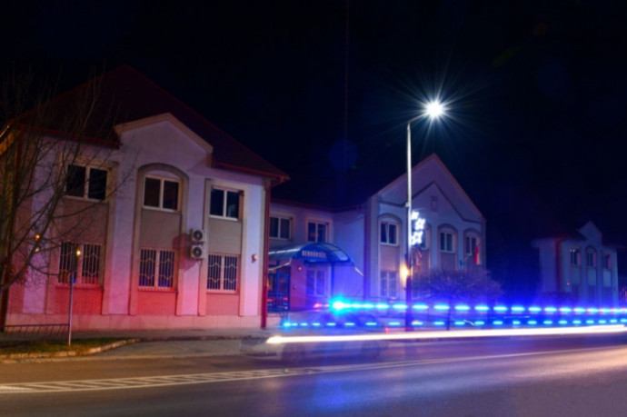 Két életet mentettek meg a kunszentmártoni rendőrök az éjszaka