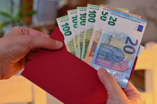 Újratervezik az euróbankjegyeket
