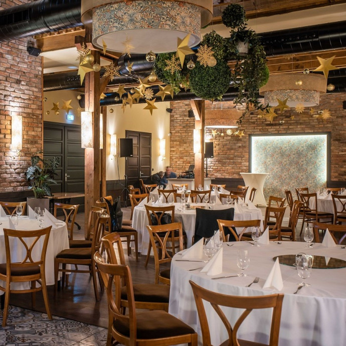 Karácsony helyett farsang – lefújták az év végi céges bulik háromnegyedét