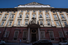 Budapest városvezetői nem élnének a Fidesz által javasolt több százezres fizetésemelésekkel, karácsonyi jutalmat sem kapnak