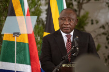 Dél-Afrika elnöke koronavírusos