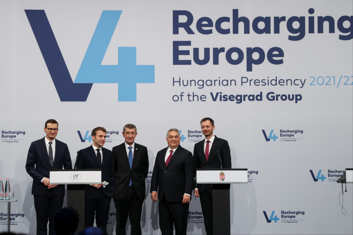 A jogállamiság is szóba került Orbánék és Macron találkozóján