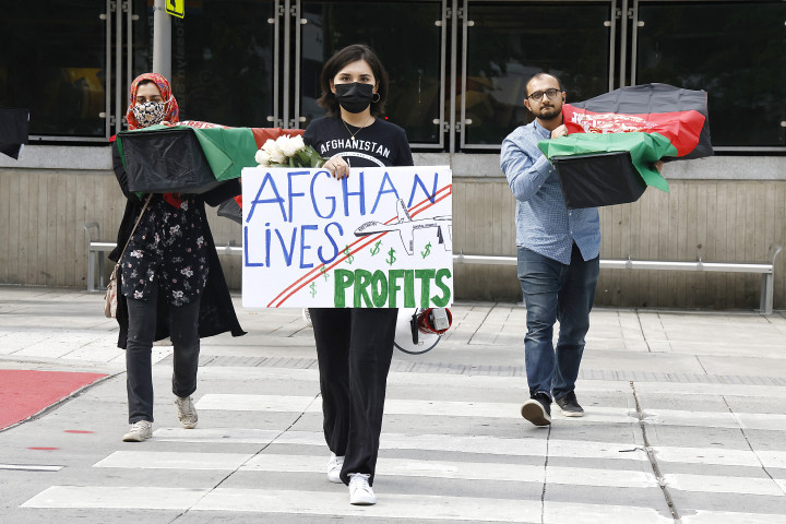 Tüntetés az afganisztáni dróntámadások ellen az amerikai Arlingtonban 2021. október 7-én – Fotó: Paul Morigi / Getty Images North America / Getty Images via AFP
