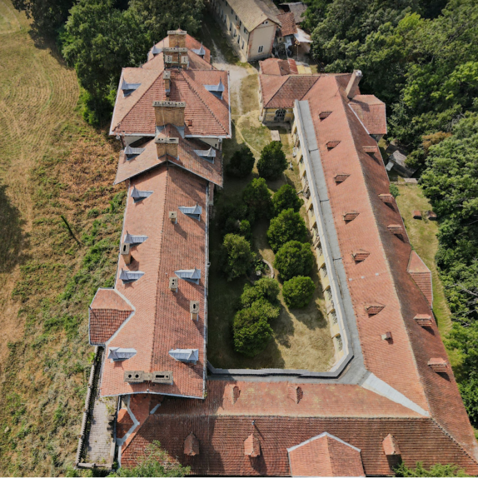 Egész jutányos áron kínál eladásra egy 44 szobás kastélyt az állami vagyonkezelő