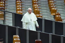 Ferenc pápa szerint a nők elleni erőszak szinte már sátáni tett