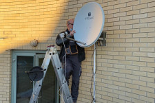A tévéember most antennahálózatot épített ki, társaival évi ötmilliót spórolt meg az Uzsoki Utcai Kórháznak