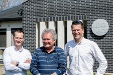 A téeszből lett családi vállalkozás nemzetközi piacra viszi a 35 éves Abonettet