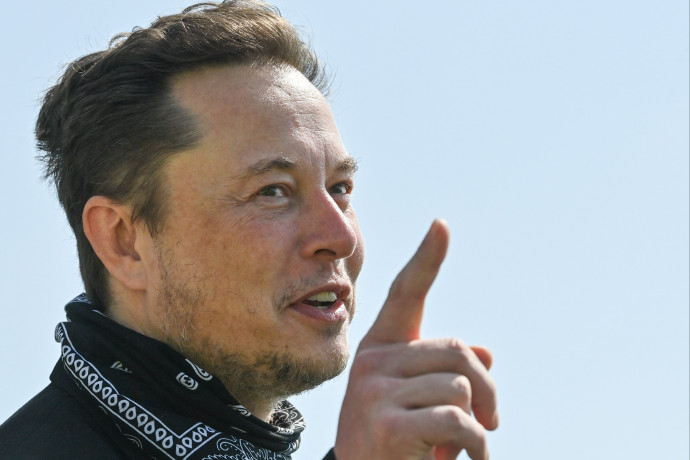 Ismét egymilliárd dollárért adott el Tesla-részvényeket Elon Musk