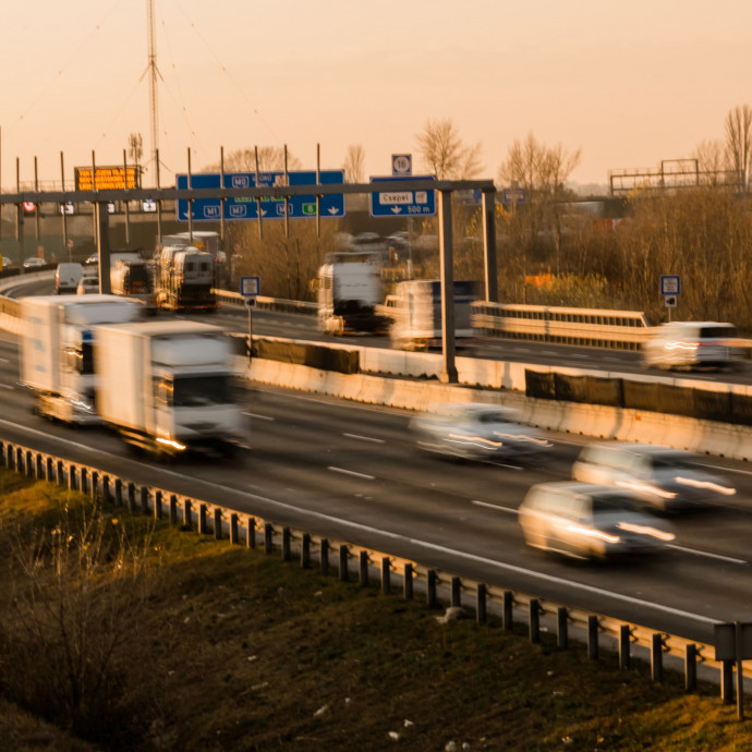 Szinte csak a sztrádákra jutott abból a 2000 milliárdból, amit útépítésre költött a kormány