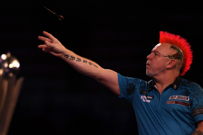 A darts punkja maratoni meccs végén lett újra világbajnok