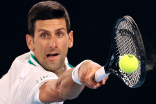 Külön engedéllyel indulhat az Australian Openen Novak Djoković, aki nem árulja el, hogy beoltották-e