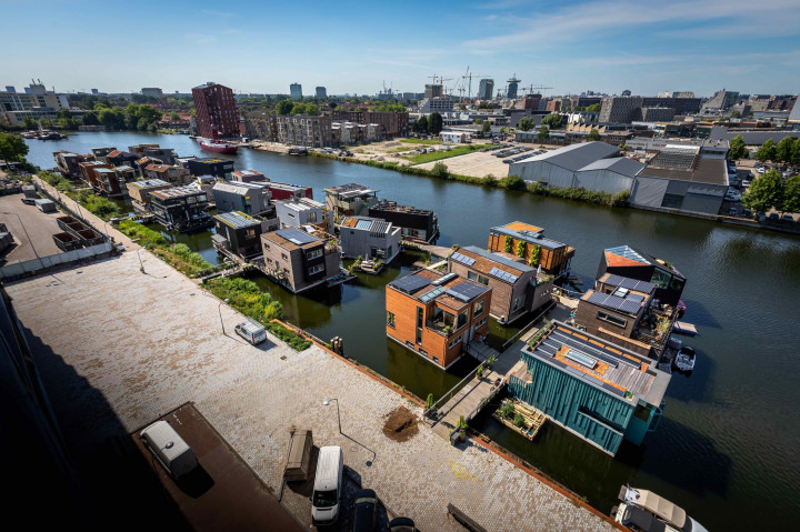Önfenntartó vízi várossal készülnek Amszterdamban a tengerszint emelkedésére