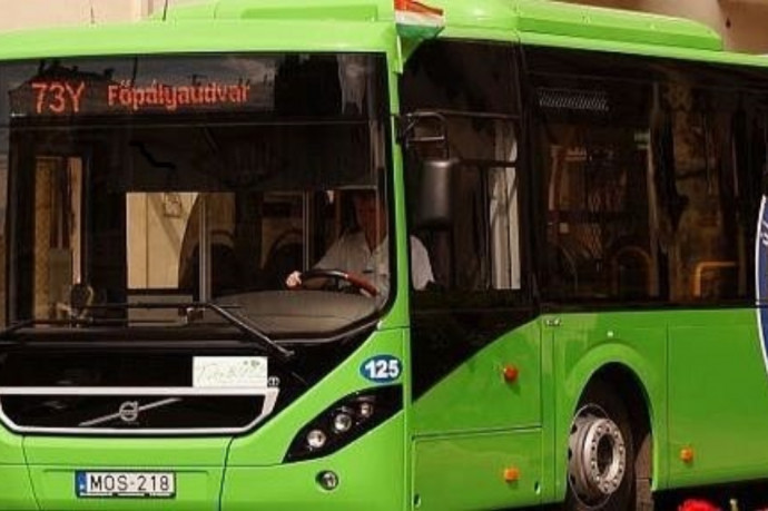 Tanúként hallgatták ki Páva Zsoltot, Pécs volt polgármesterét a város buszbeszerzésének perében