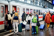 1274 magyar fiatal egy hónapig ingyen vonatozhat keresztül-kasul az Európai Unióban