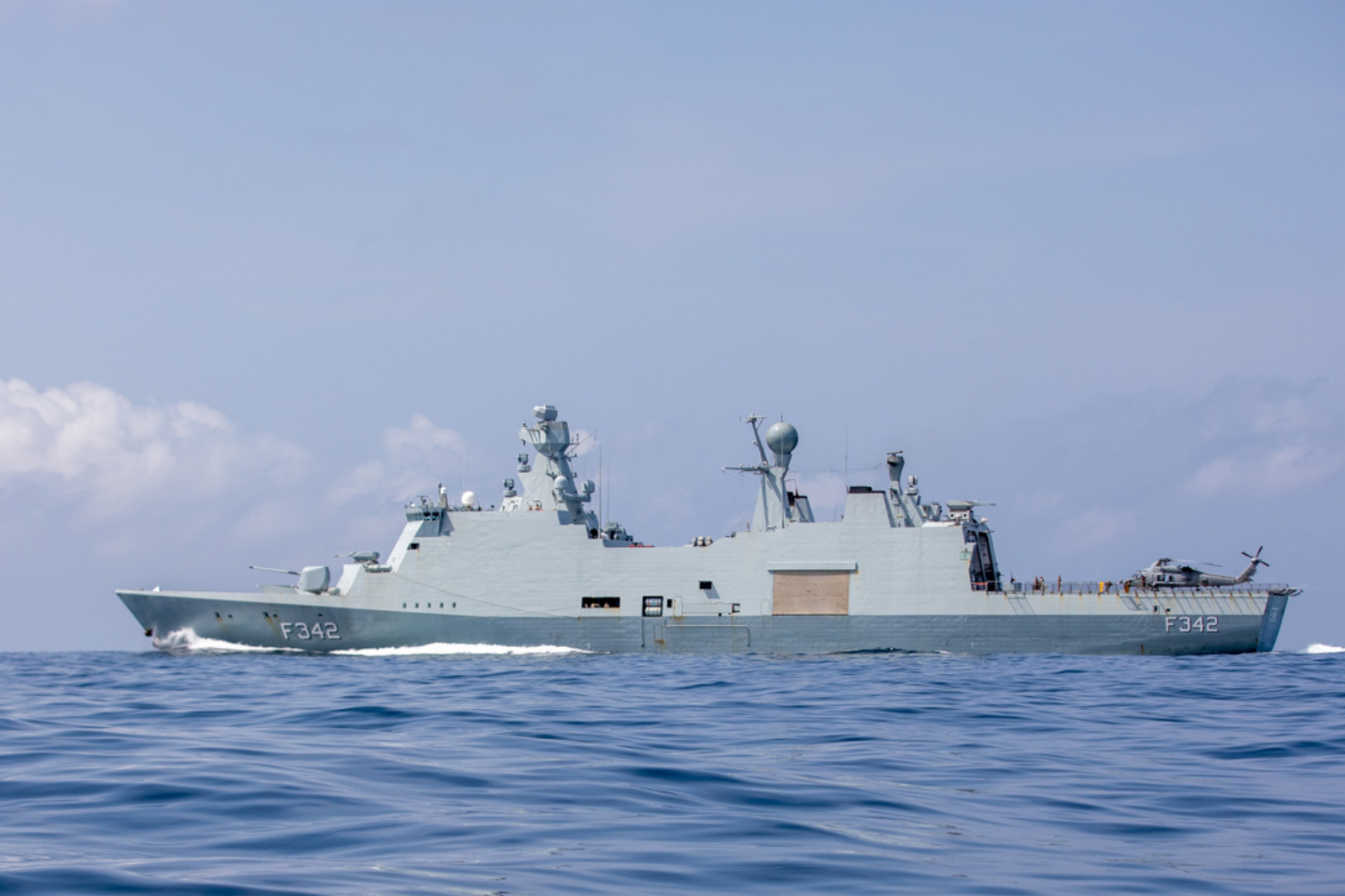 Dán haditengerészek szabadon engedtek három afrikai kalózt, akikkel még novemberben csaptak össze