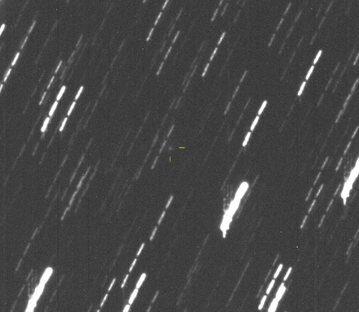 Az üstökösről készített 3x120s-es fotó összegképe. A felvétel az üstökös mozgására vezetve készült, ezért mozdultak be a csillagok – Fotó: Fidrich Róbert
