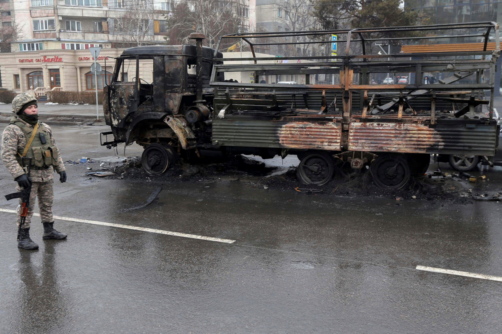 Már 164-en haltak meg, 5135 embert vettek őrizetbe a kazah tüntetések kirobbanása óta