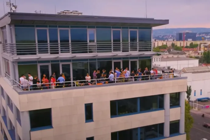 Felvásárolják a magyar startupot, ami az Apple, a Facebook és a Netflix adatait is elemzi