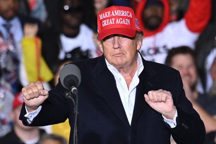 Trump: 2024-ben visszavesszük a Fehér Házat