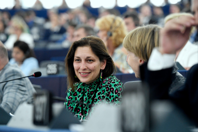 Utolsó lett a szavazás első körében, visszalép a Fidesz EP-alelnökjelöltje