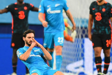 Amióta a zöld irány kevésbé válik be, a sport mögé állva keresik a jó hírnevet a cégek